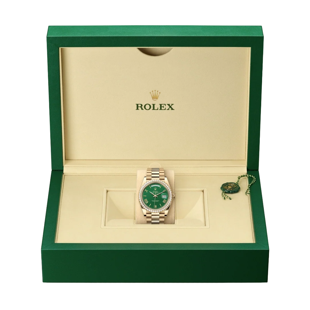 Day-Date 40 Yellow Gold Green Roman Numeral Dial Diamond Bezel M228348RBR-0040