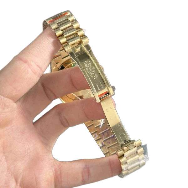Day-Date 40mm Green Roman Yellow Gold 228238