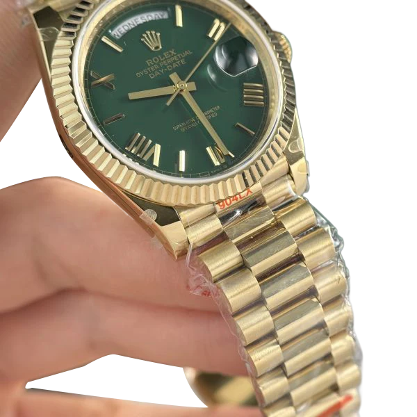 Day-Date 40mm Green Roman Yellow Gold 228238