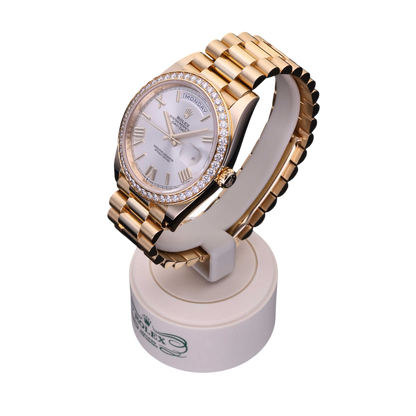 Day-Date 40 mm Yellow Gold Diamond Bezel Silver Dial M228348rbr-0007