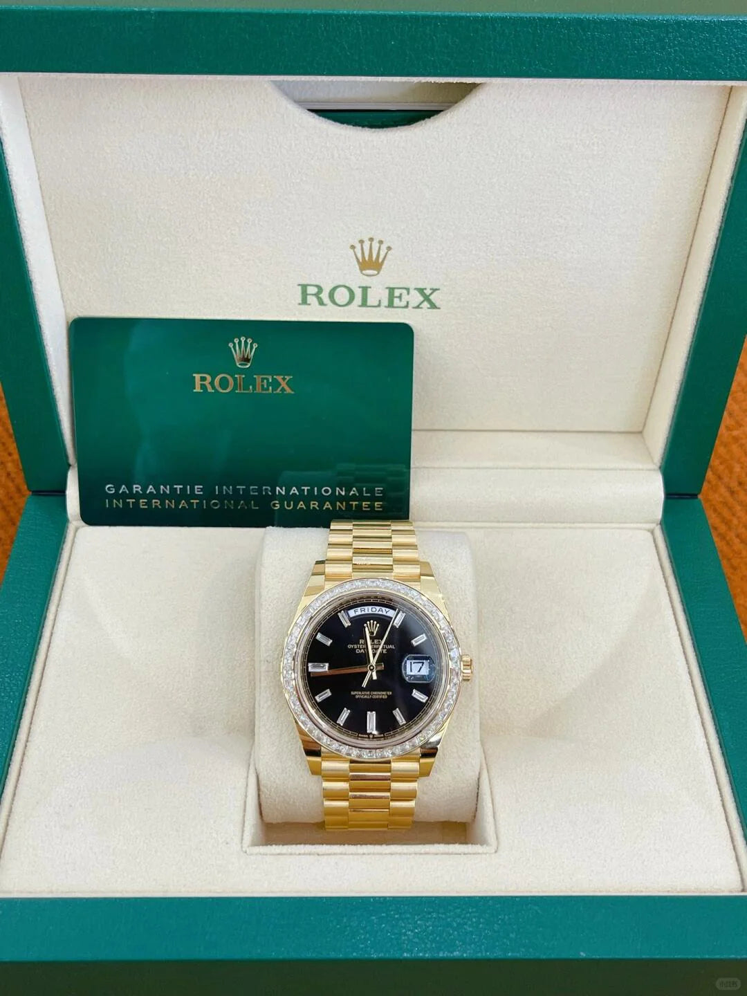 Day-Date 40mm Yellow Gold Onyx Baguette Diamond Dial Baguette Bezel m228398tbr-0001