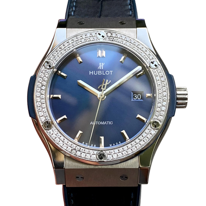 Classic Fusion Blue Titanium 42mm Diamond Benzel 542.NX.7170.LR.1104
