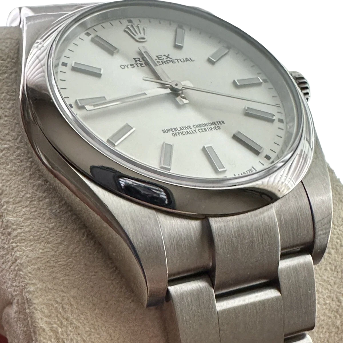 Oyster Perpetual 39mm Stainless Steel WhiteDial Men Watch 114300-0004 New 2025